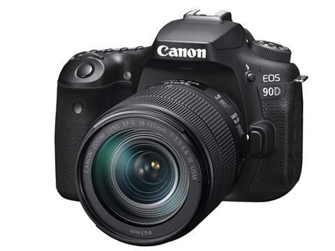 Canon EOS 90D DSLR и обектив 18-135мм