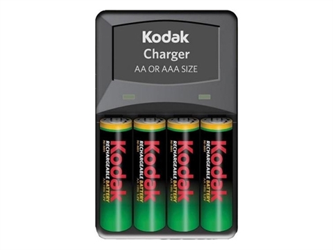 Зарядно 620C за AA и ААА с 4 акумулаторни батерии Kodak АА 2000 mAh