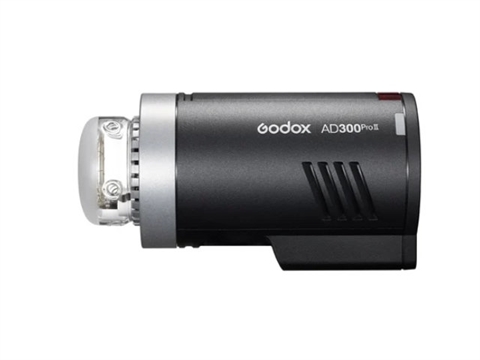 Преносима светкавица GODOX Witstro AD300PRO II