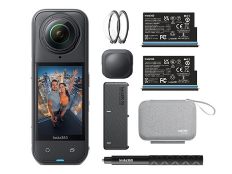 Екшън камера Insta360 X5 360° 8К Essential Kit X504