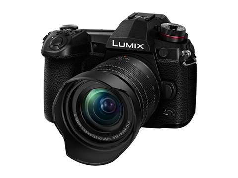 Фотоапарат Panasonic Lumix G9 II с обектив 12-60mm f/3.5-5.6 OIS