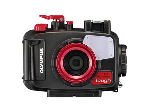 Компактен фотоапарат Olympus TG-6 с подводен бокс PT-059, чeрен