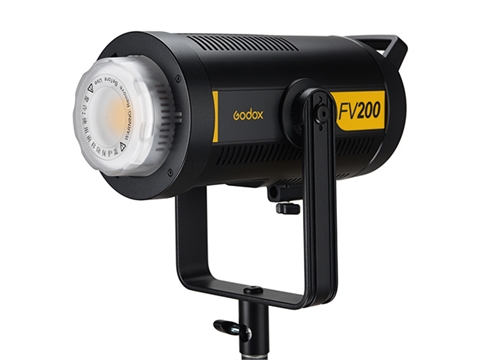 Хибридно LED осветление Godox FV200