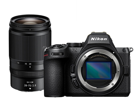 Фотоапарат Nikon Z5 II с обектив Z 28-75mm f/2.8